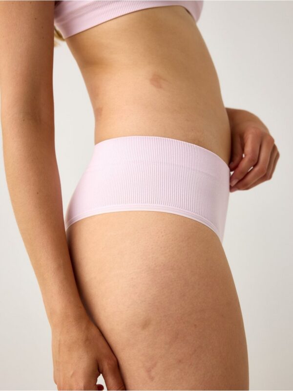 Seamless brazilian briefs - 3006066-6667