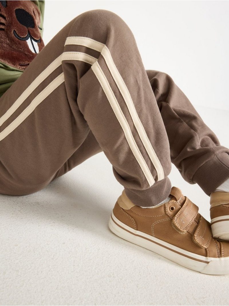 Joggers with brushed inside - 3006744-8176