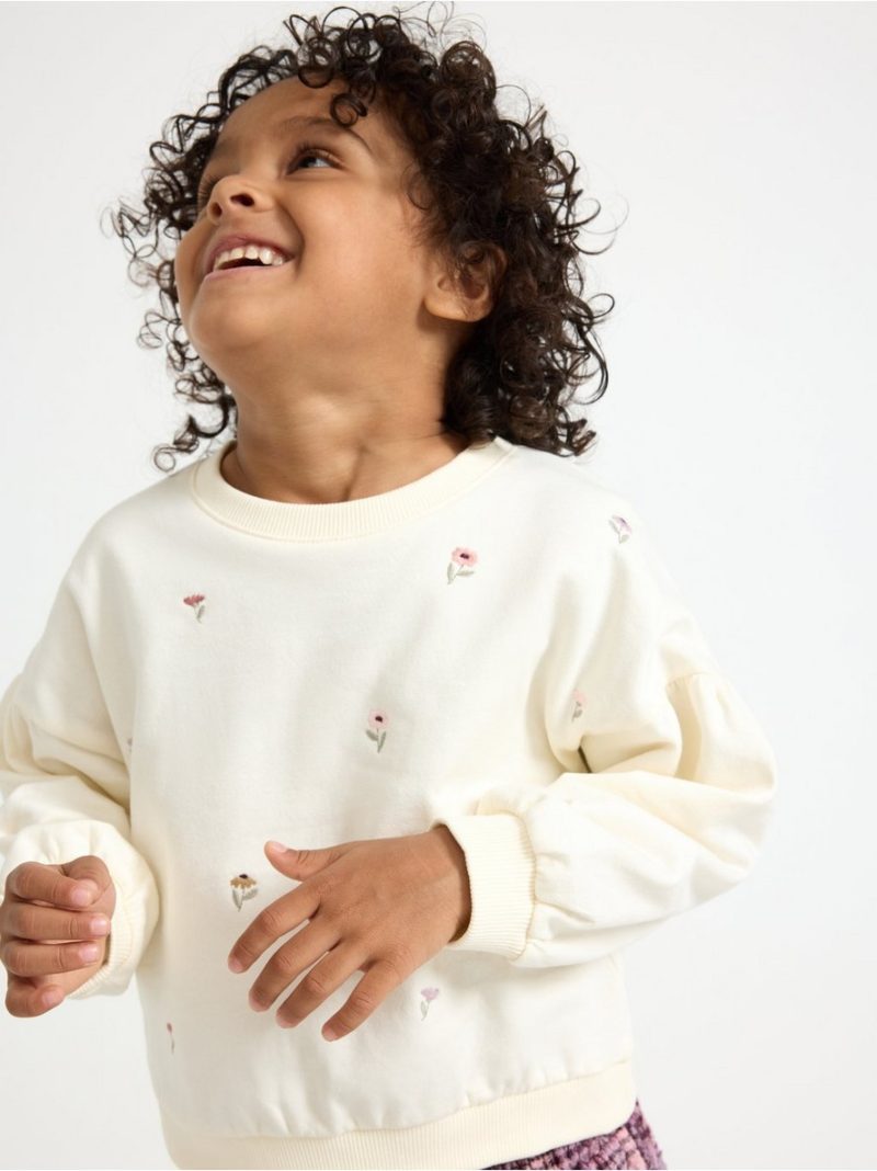 Sweatshirt with embroidery - 3006761-6728