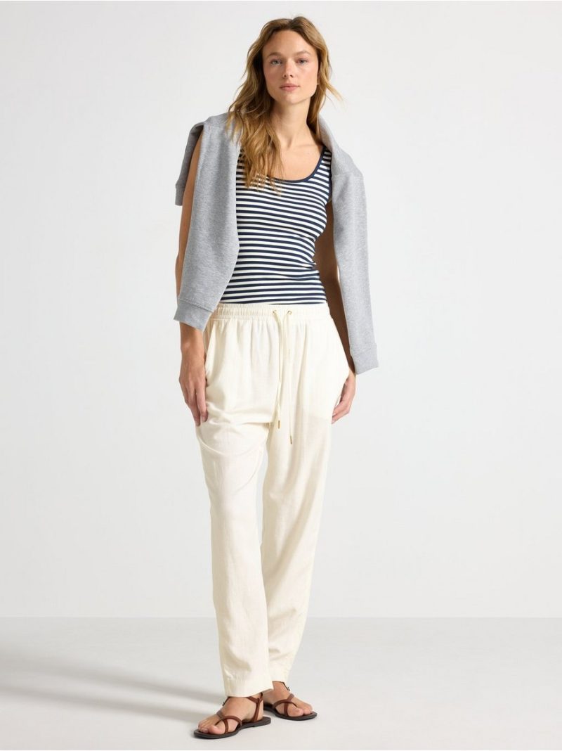 AVA cropped tapered trousers in linen blend - 3006937-300