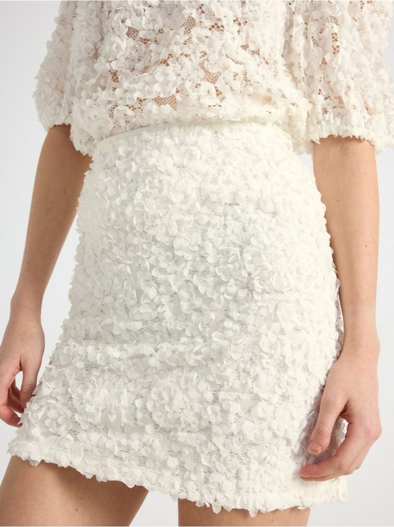 Mini skirt with flower lace - 3006957-300