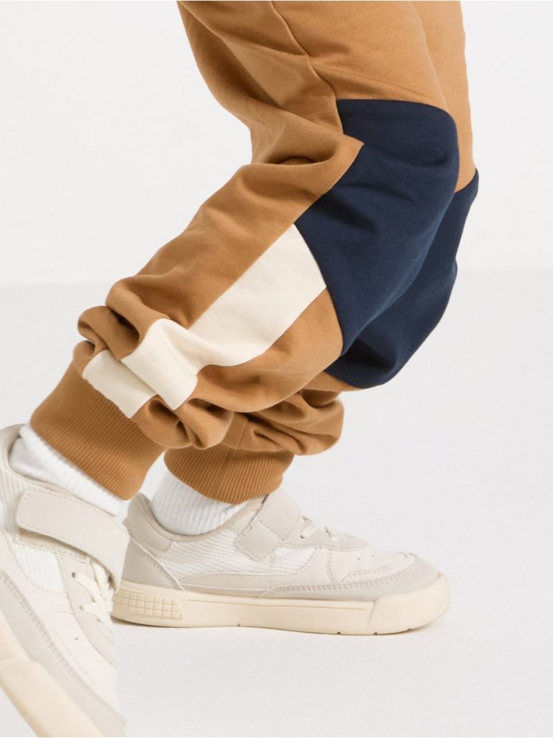 Joggers with brushed inside - 3007066-7269