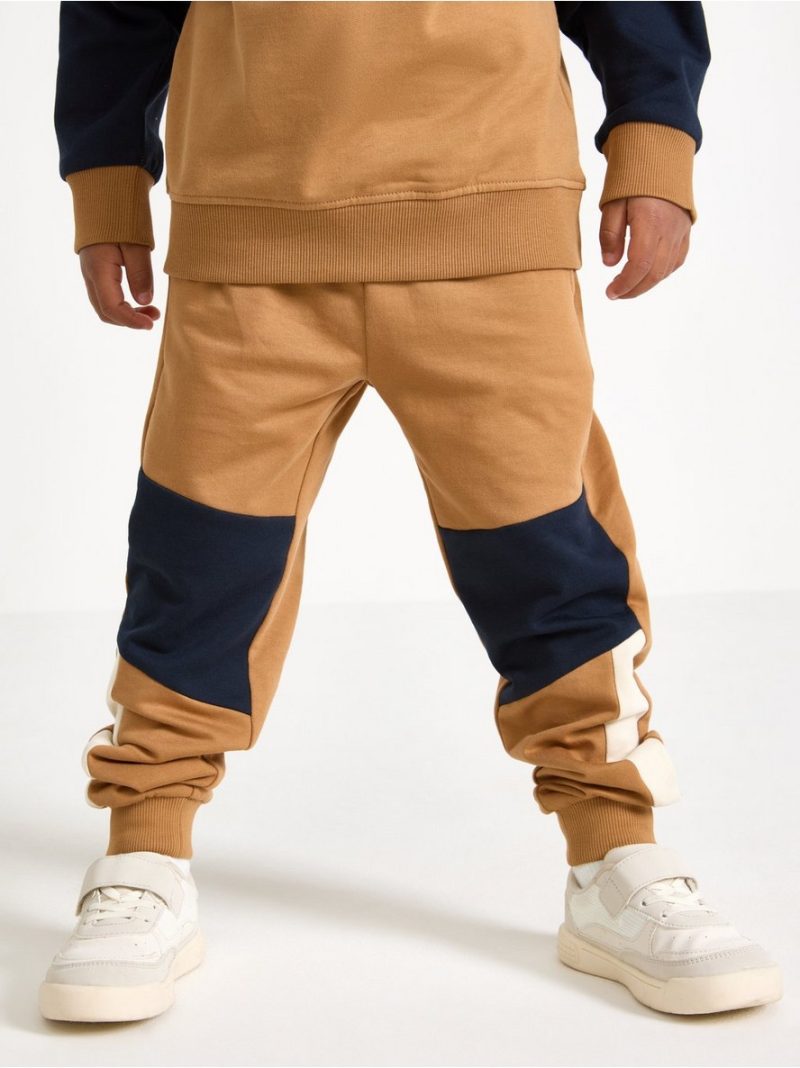 Joggers with brushed inside - 3007066-7269