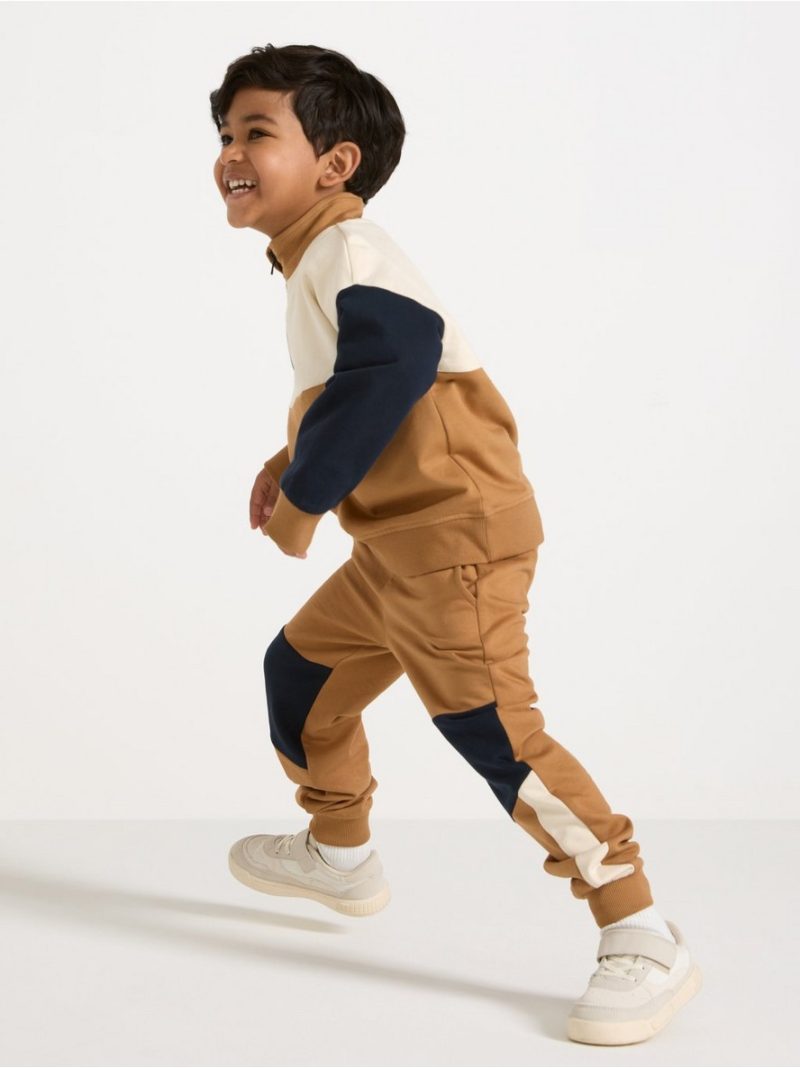 Joggers with brushed inside - 3007066-7269