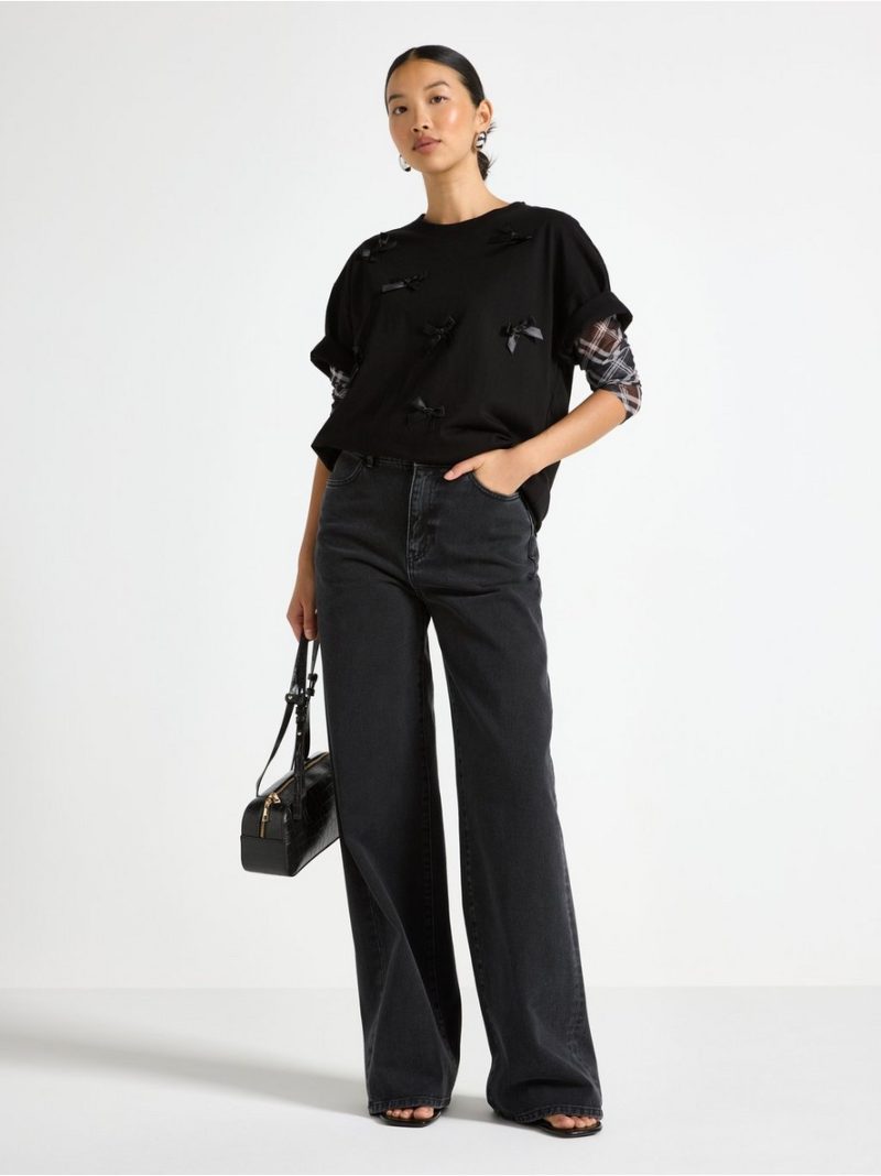 T-shirt with bows - 3007734-80