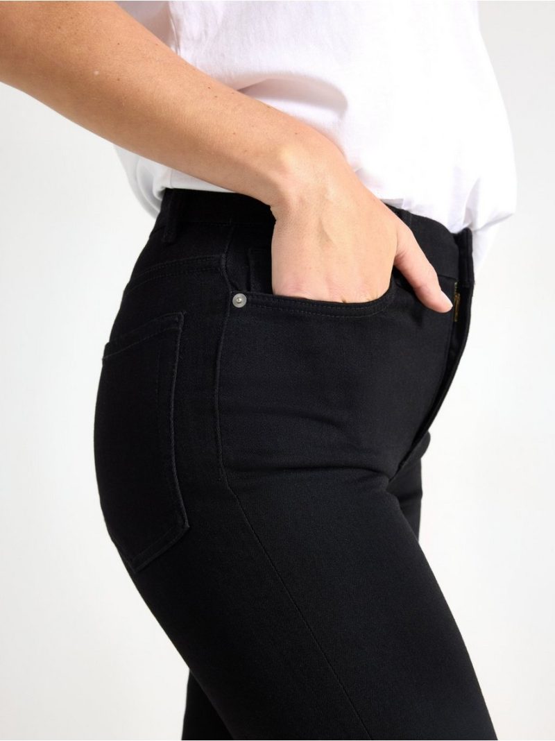 FLARE Mira extra long jeans with superstretch - 8193330-80