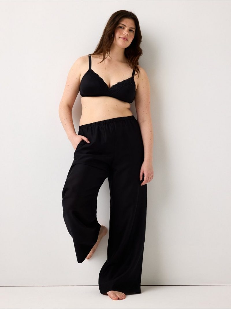 Flora wirefree bra with lace details - 8698410-80