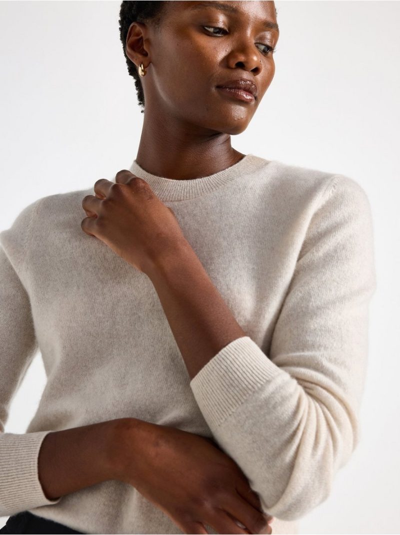 Fine-knit jumper in cashmere - 3007720-9806