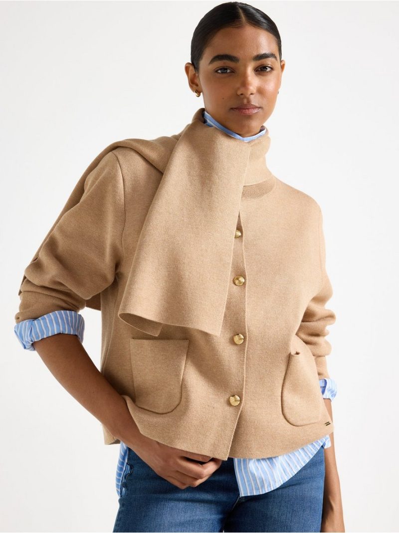 Cardigan with collar with a scarf - 3008130-9806