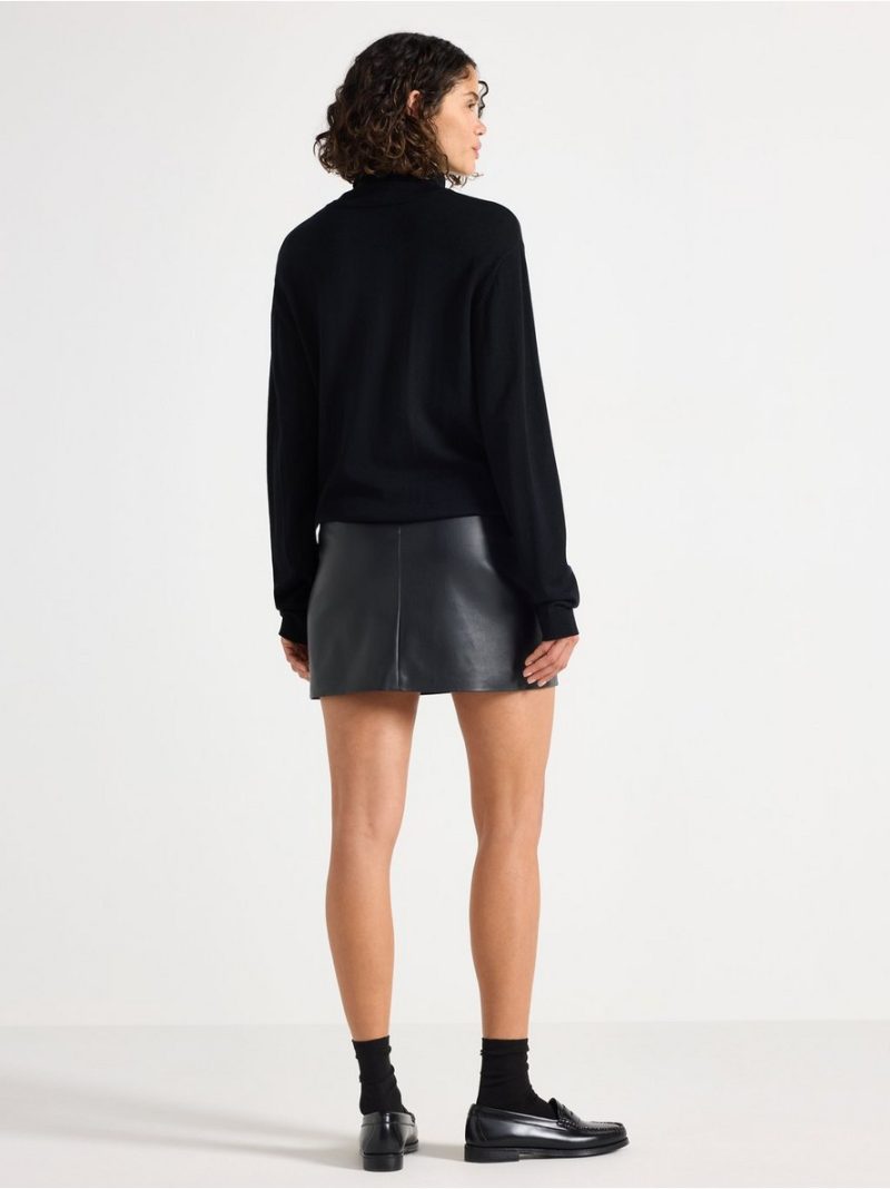 Mini skirt in imitation leather - 3008183-80