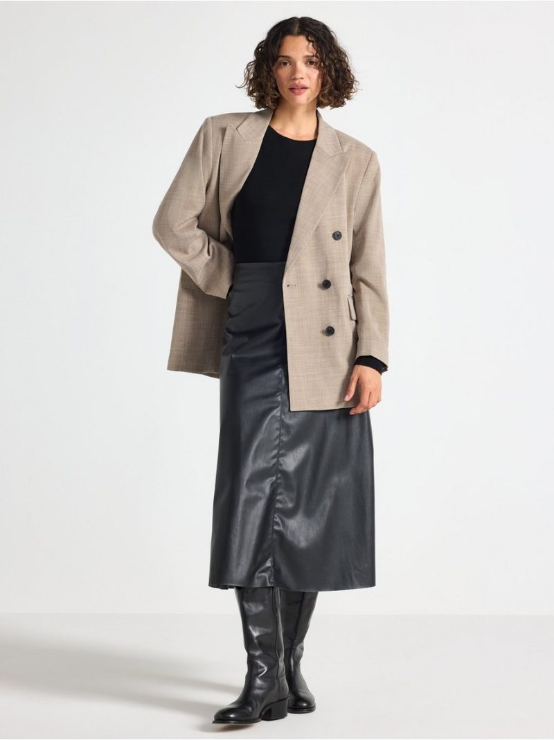 Flared  midi skirt in imitation leather - 3008549-80