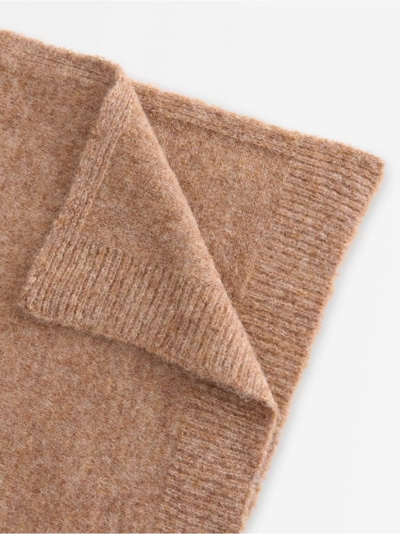 Knitted scarf - 3008747-4653