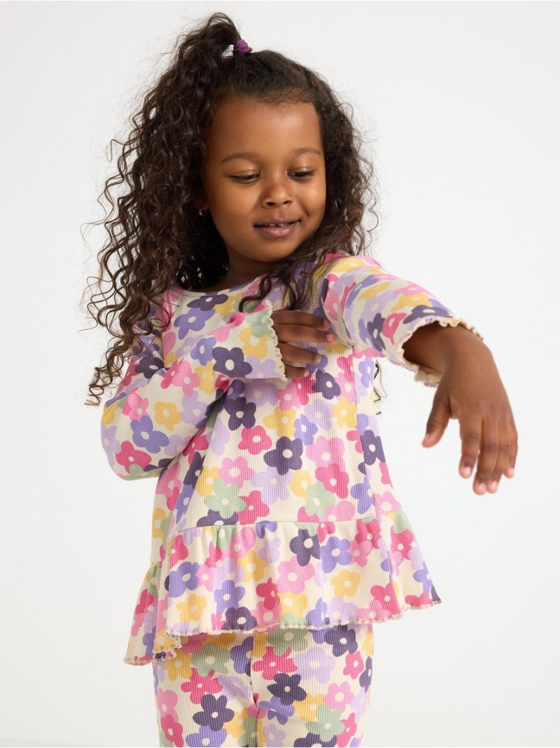 - Ribbed peplum top Ribbed peplum top - 3009371-1230