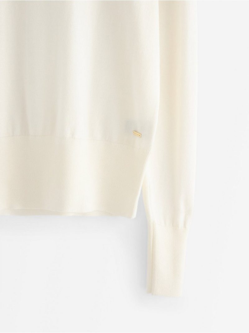 Long-sleeved turtleneck top - 8385452-2377