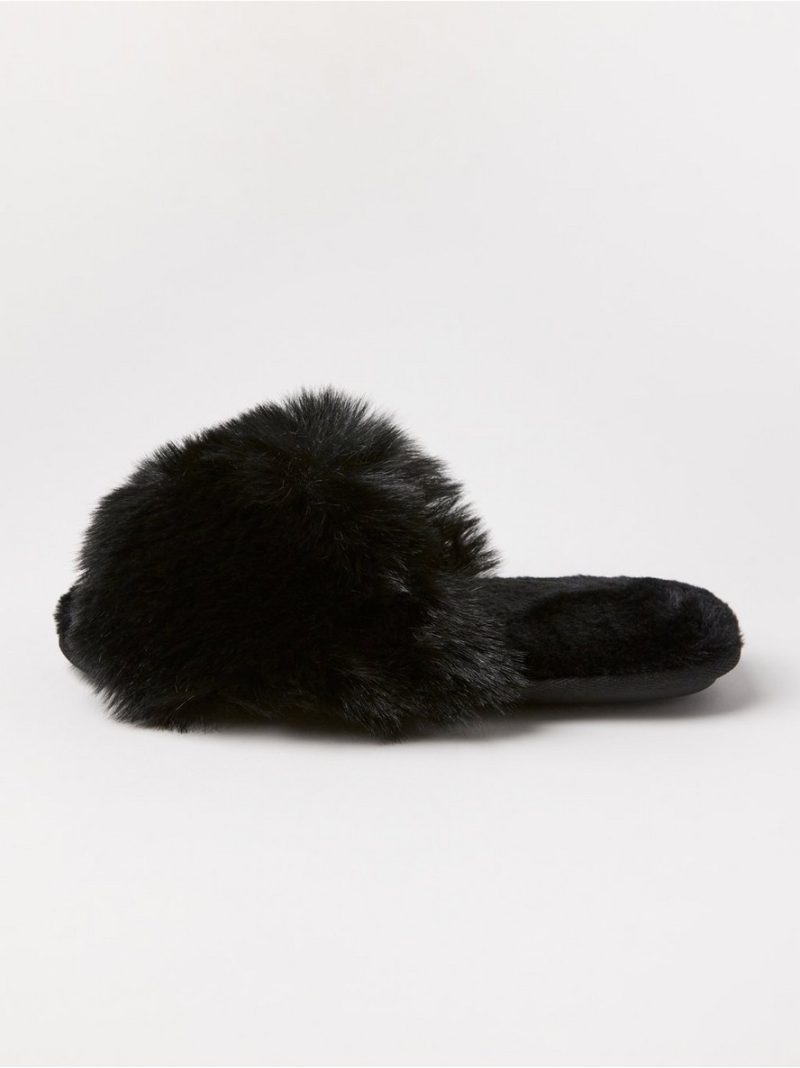 Slippers in faux fur - 8459050-80