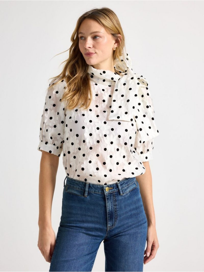 Blouse with tie band at the neck - 3010143-300