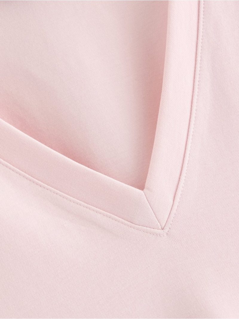 T-shirt with v-neck - 3008200-7561