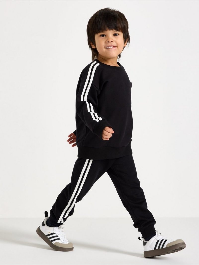 Sweatshirt with brushed inside - 3010429-80