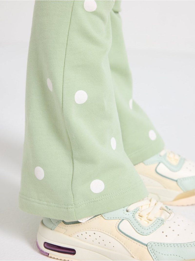 Leggings with patches on the knees - 3011081-9567