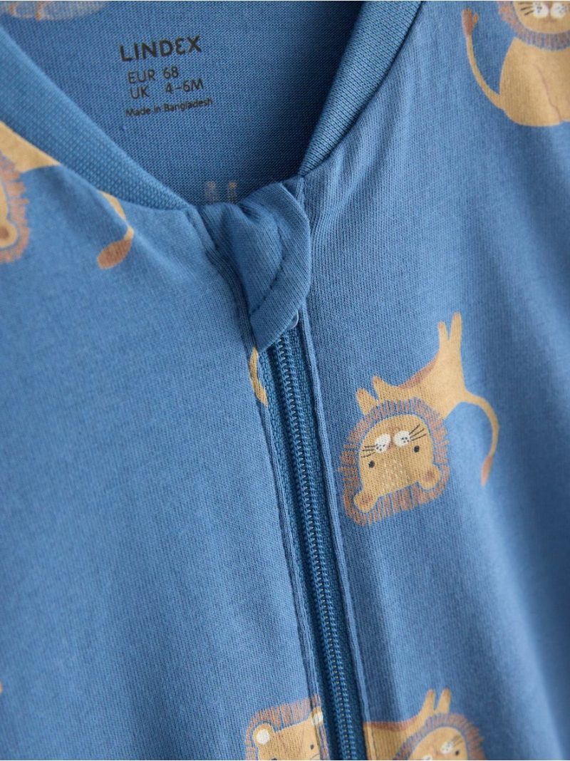 Pyjamas with application at the back - 3011421-8887