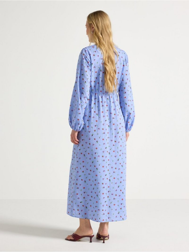 Long-sleeved midi dress in seersucker - 3011010-6754