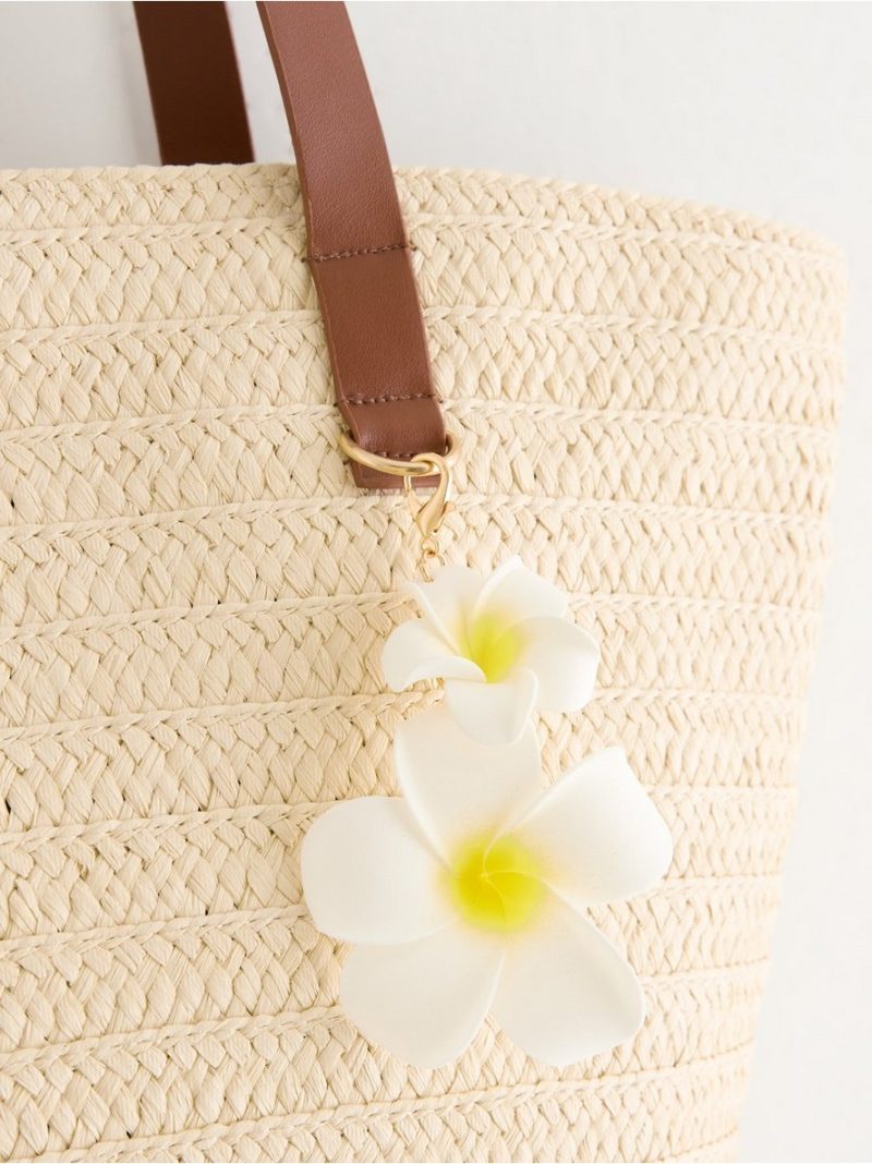 Bag in paper straw  with bag charm - 3011801-2735