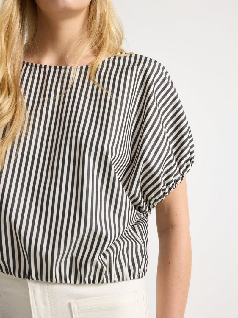 Short-sleeved blouse - 3011961-1230