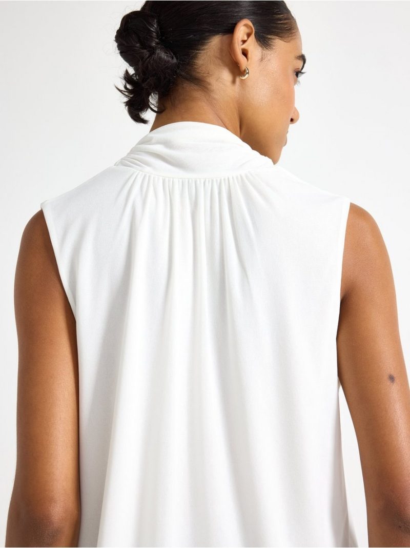 Sleeveless blouse with tie band - 3013393-300