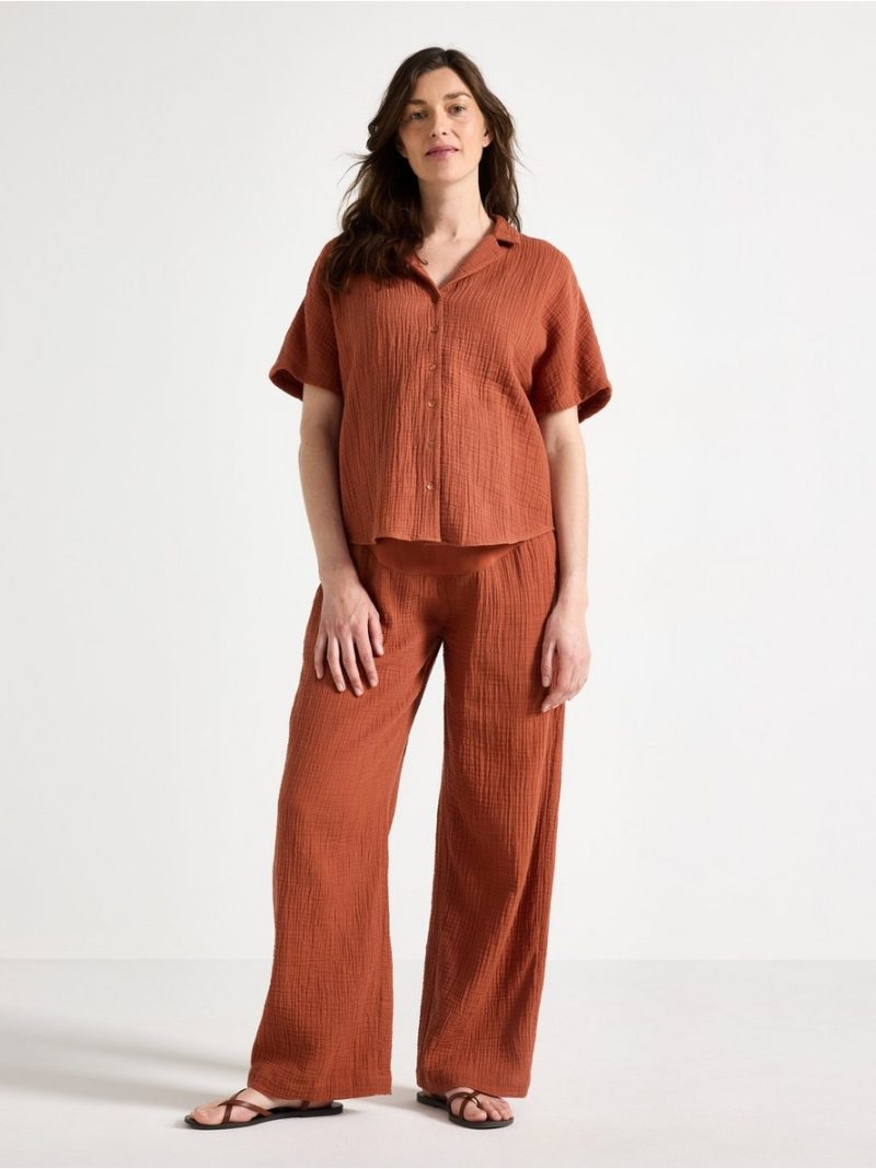 - MOM straight crinkled trousers MOM straight crinkled trousers - 3006829-1802