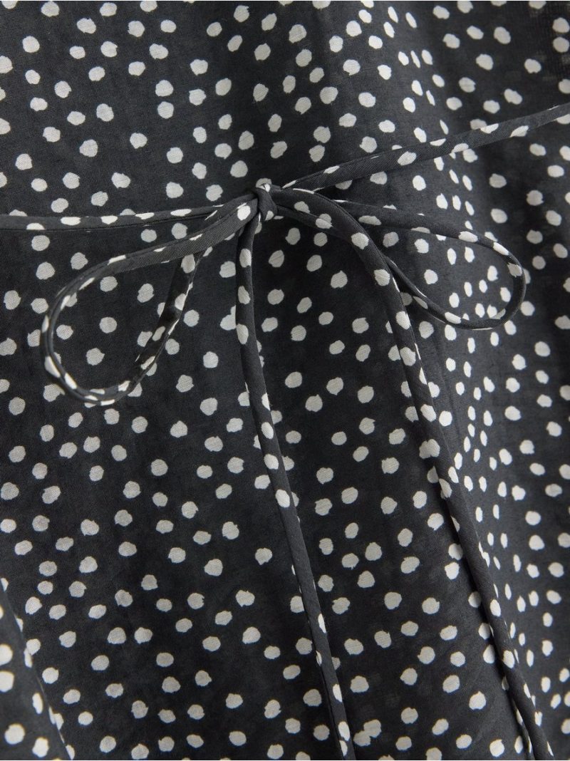 Sleeveless blouse with tie band - 3011260-80
