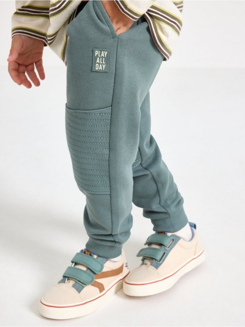 Joggers with reinforced knees - 3009222-8708