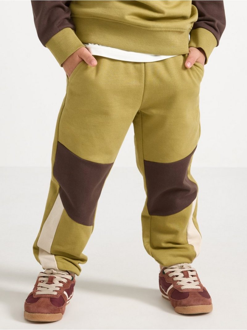Joggers with brushed inside - 3011649-8555