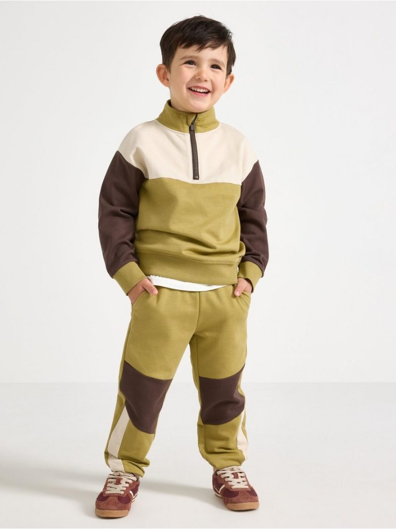 Sweatshirt with half-zip - 3011650-8555
