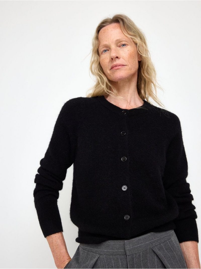 Fine-knit cardigan in wool blend - 3011664-80