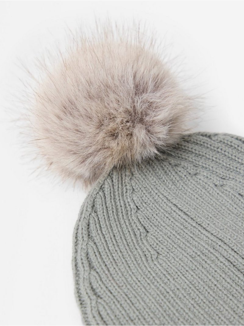 Beanie with pom pom - 3012478-3478