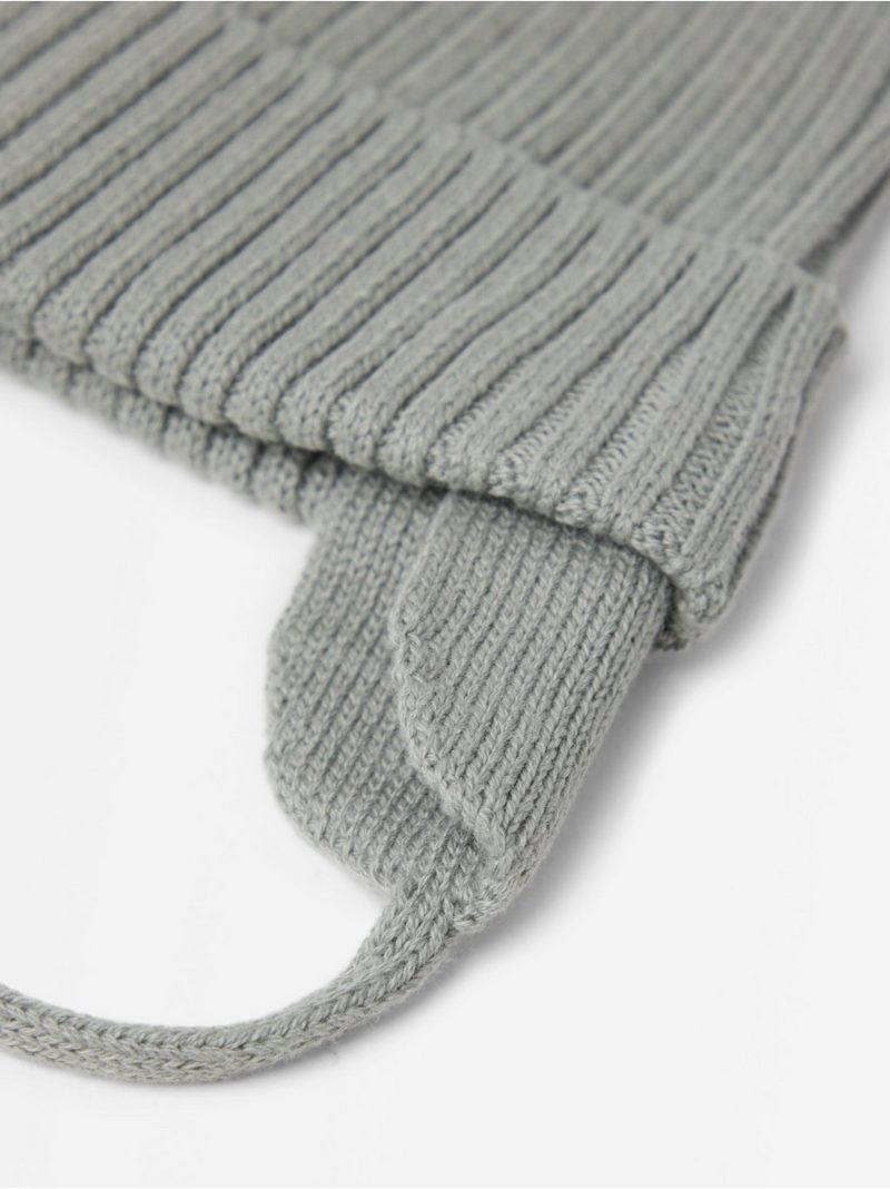 Beanie with pom pom - 3012478-3478