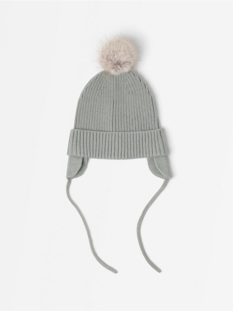 Beanie with pom pom - 3012478-3478