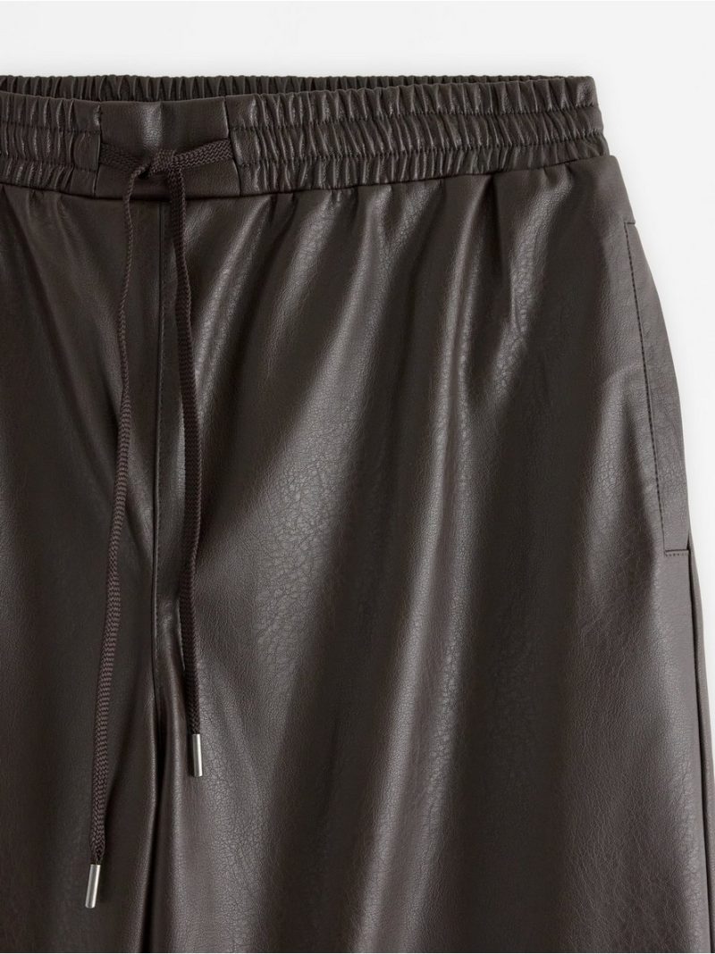 Straight trousers in imitation leather - 3012615-8117