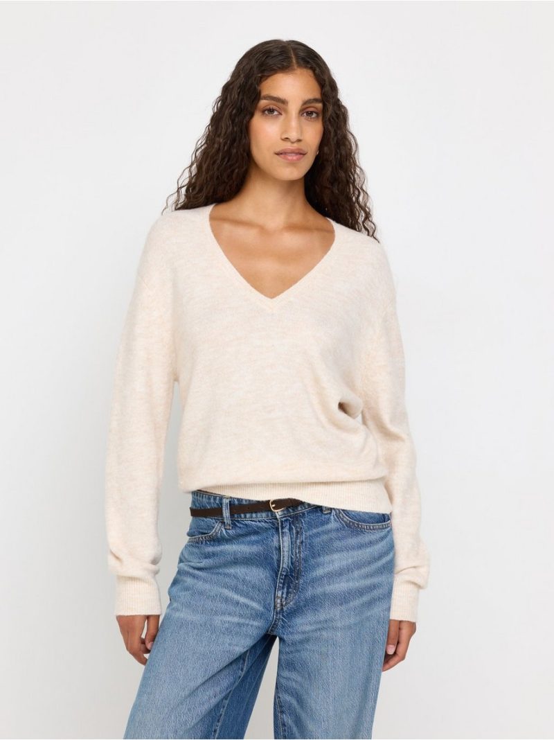 Fine-knit jumper with v-neck - 3013450-2659