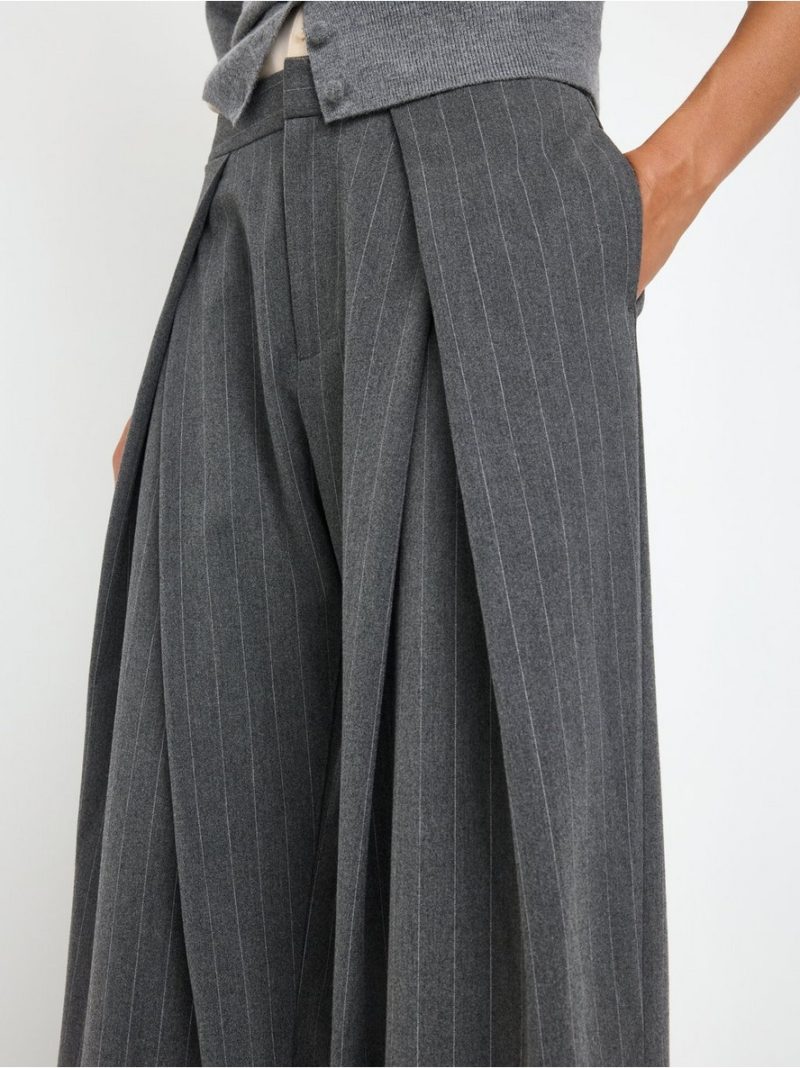 Wide trousers with pleats - 3012941-1016