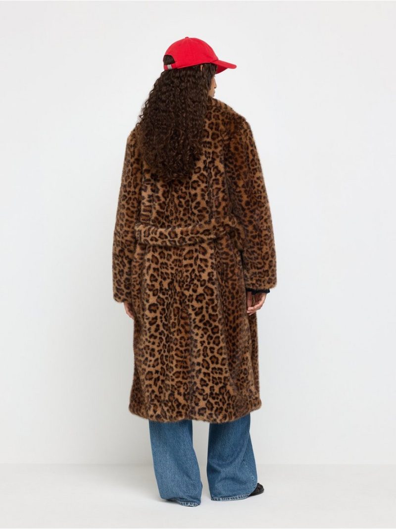 Coat in faux fur - 3013492-211