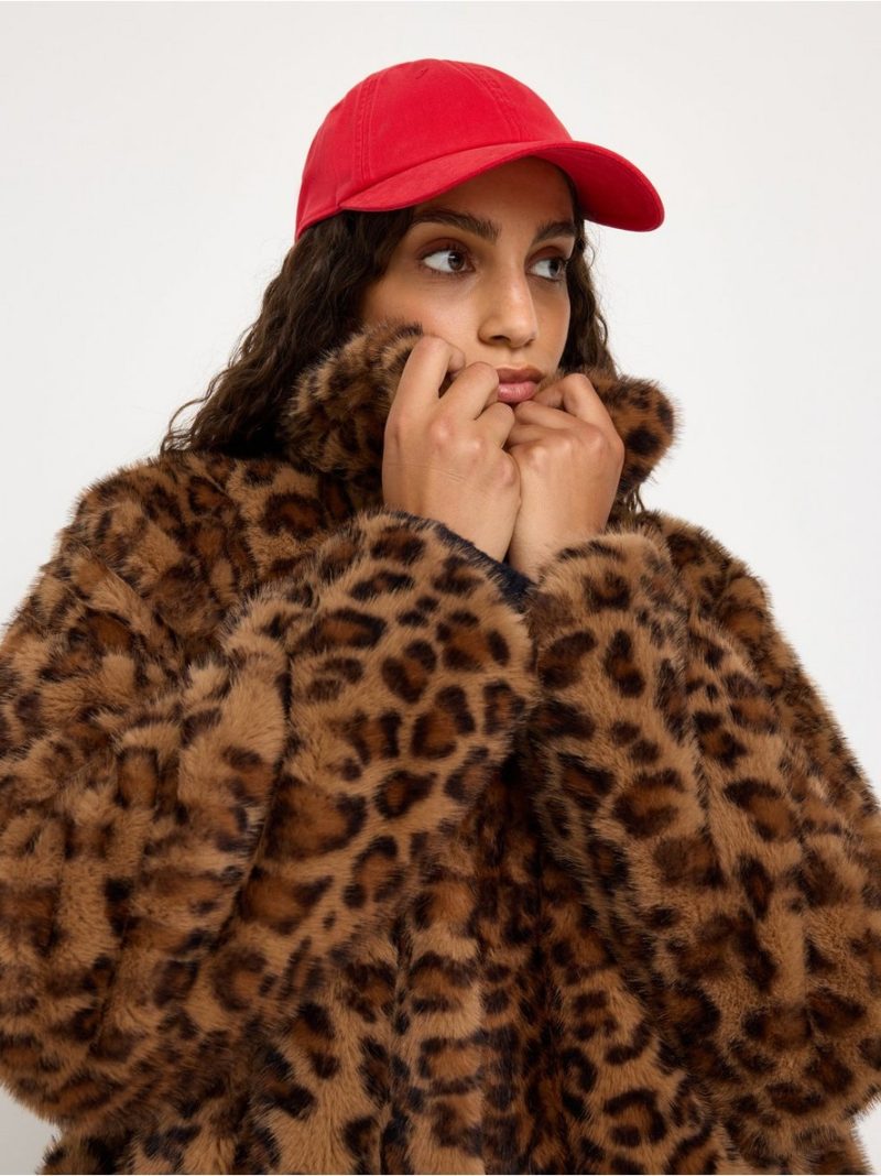 Coat in faux fur - 3013492-211