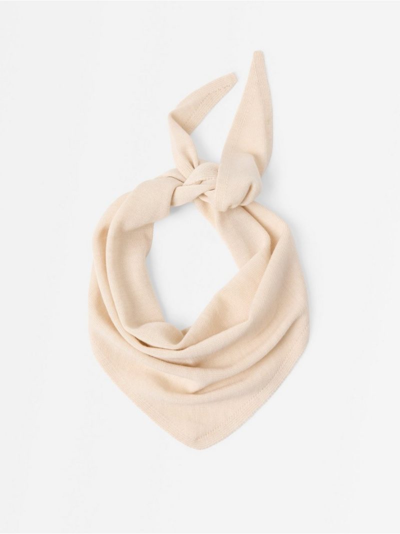 - Triangle scarf in merino wool Triangle scarf in merino wool - 3013647-2659