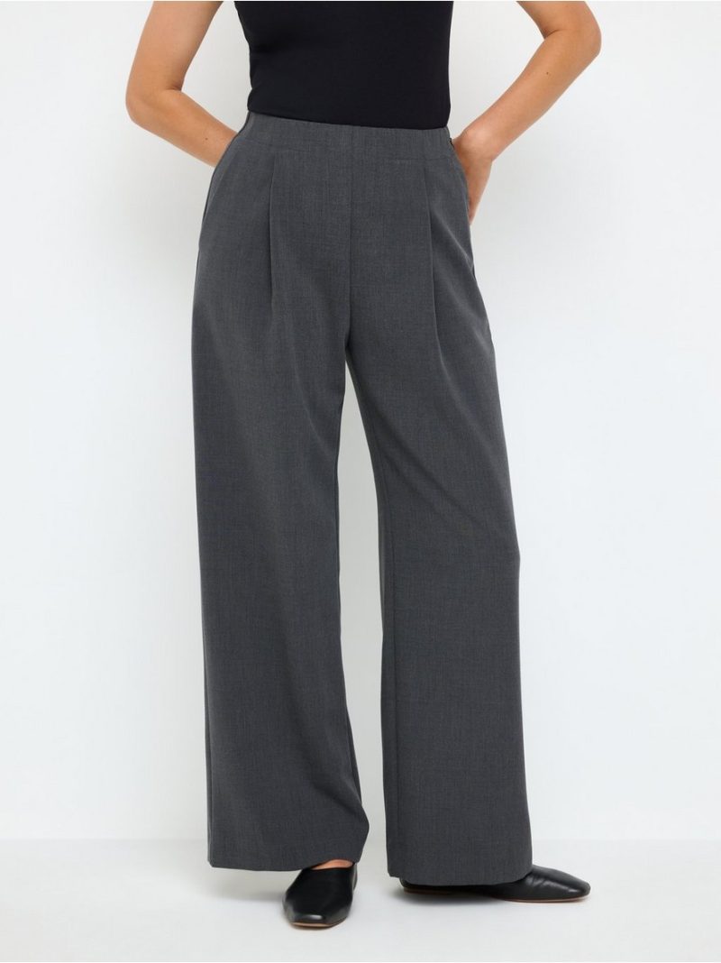 Wide trousers with pleats - 3013731-9804