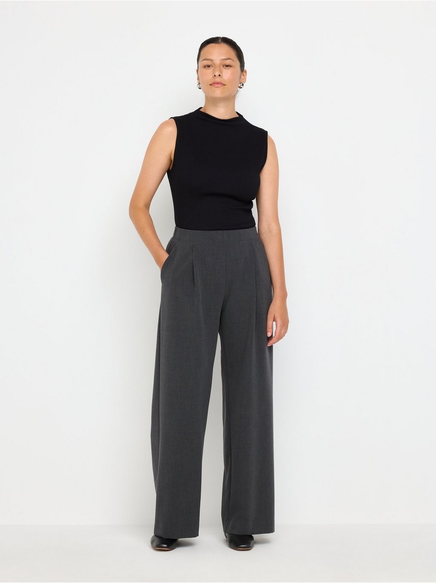 Wide trousers with pleats - 3013731-9804