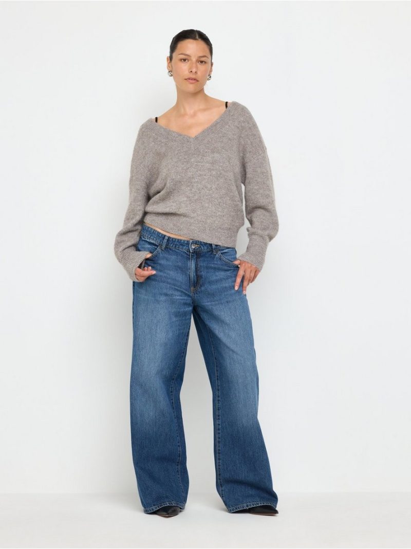 Knitted jumper with v-neck - 3014179-8617